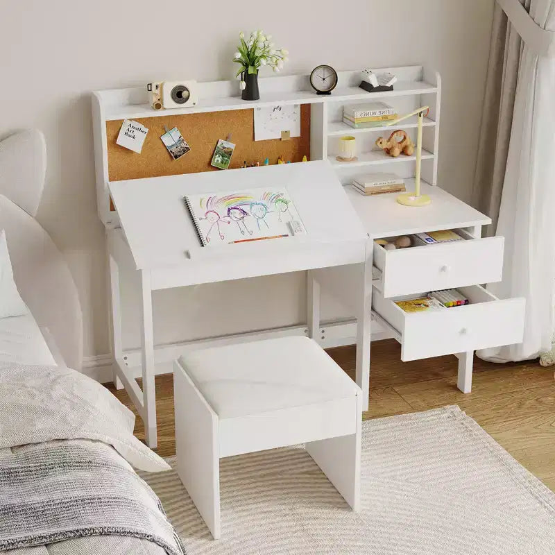 Set Scrivania e Sedia per Bambini, Tavolo da Studio in Legno con Piano Inclinabile Regolabile, Cassetti e Bacheca in Sughero - Set Scrivania per la Scuola dei Bambini