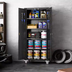 Armadietto portaoggetti da garage con ruote e pannello forato, armadio metallico con serratura alto 183 cm con 2 ante e 4 ripiani regolabili per officina o garage