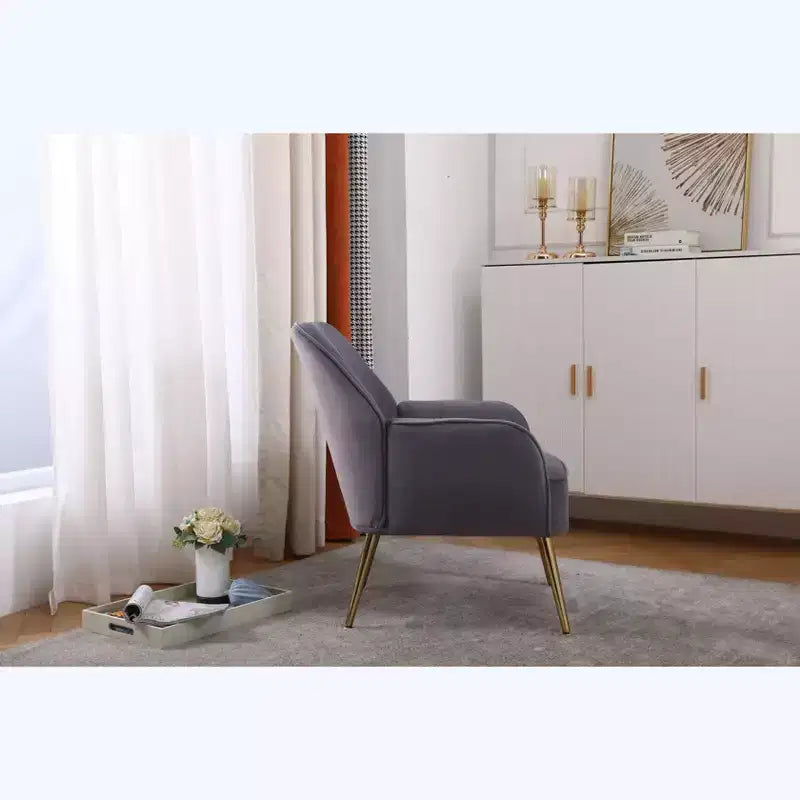 Poltrona moderna in velluto per soggiorno, poltroncina imbottita in stile Mid-Century con gambe in legno dorato per sala lettura o camera da letto