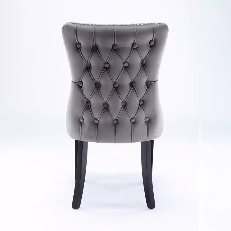 Lot de 2 chaises de salle à manger rétro Okak, chaises confortables rembourrées à dossier capitonné avec garniture cloutée, chaises de cuisine avec pieds en bois massif
