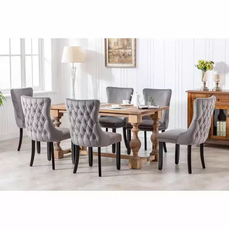 Lot de 2 chaises de salle à manger rétro Okak, chaises confortables rembourrées à dossier capitonné avec garniture cloutée, chaises de cuisine avec pieds en bois massif