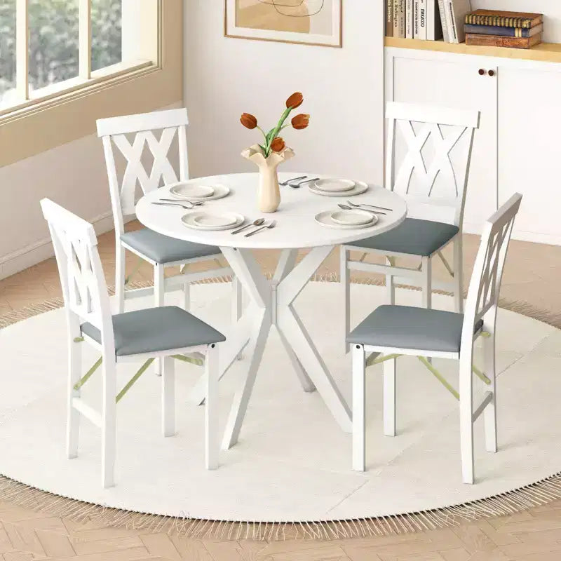 Lot de 2/4 chaises de cuisine pliantes Costway avec structure en bois d'hévéa, assise rembourrée en cuir PVC blanc/marron