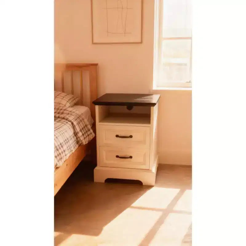 GustoWave Farmhouse Rustic Nightstands  Modern Wood Bedside Tables with 2 Drawers, White Accent Side Tables for Bedroom or Living Room