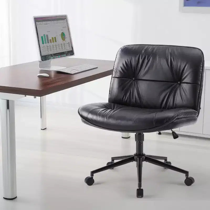 Sedia girevole in pelle PU con base incrociata a rotelle, sedia da ufficio con altezza regolabile e supporto lombare, sedia da gaming senza braccioli per ufficio
