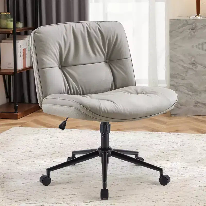 Sedia girevole in pelle PU con base incrociata a rotelle, sedia da ufficio con altezza regolabile e supporto lombare, sedia da gaming senza braccioli per ufficio
