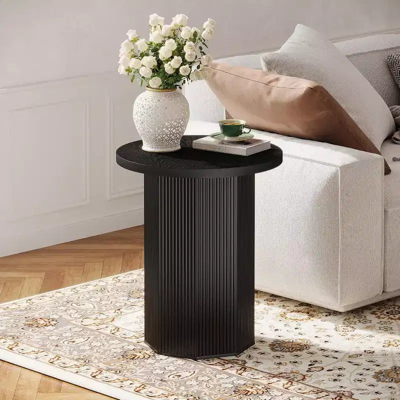 Tavolino Rotondo, Tavolino da Divano con Piedistallo Stile Fattoria, Comodino in Legno Scanalato, Tavolino da Caffè per Soggiorno, Camera da Letto, Nero