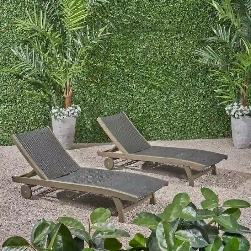 Chaise longue Banzai con vassoio estraibile