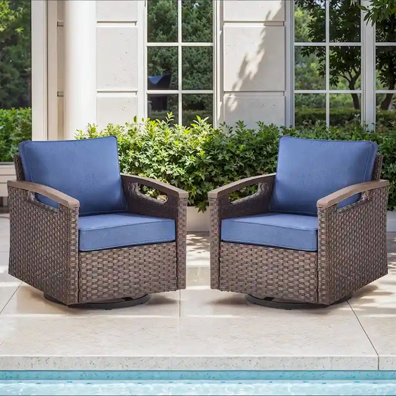 Sedia da esterno girevole a 360° in rattan con cuscino imbottito