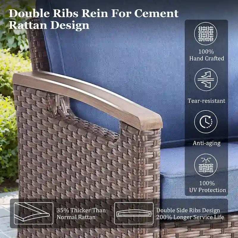 Sedia da esterno girevole a 360° in rattan con cuscino imbottito