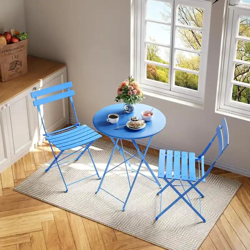 Set di tavolo e sedie da esterno per balcone o piscina di appartamenti