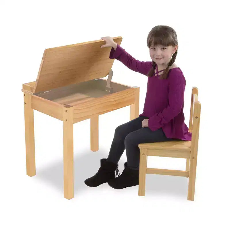 Melissa & Doug Bureau et chaise pour enfant avec plateau relevable en bois - Miel : Meuble de rangement fermé, Ensemble de mobilier de bureau