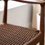 Sedia da pranzo scandinava con braccioli, seduta intrecciata in legno curvo
