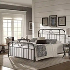 Letto matrimoniale in metallo nero