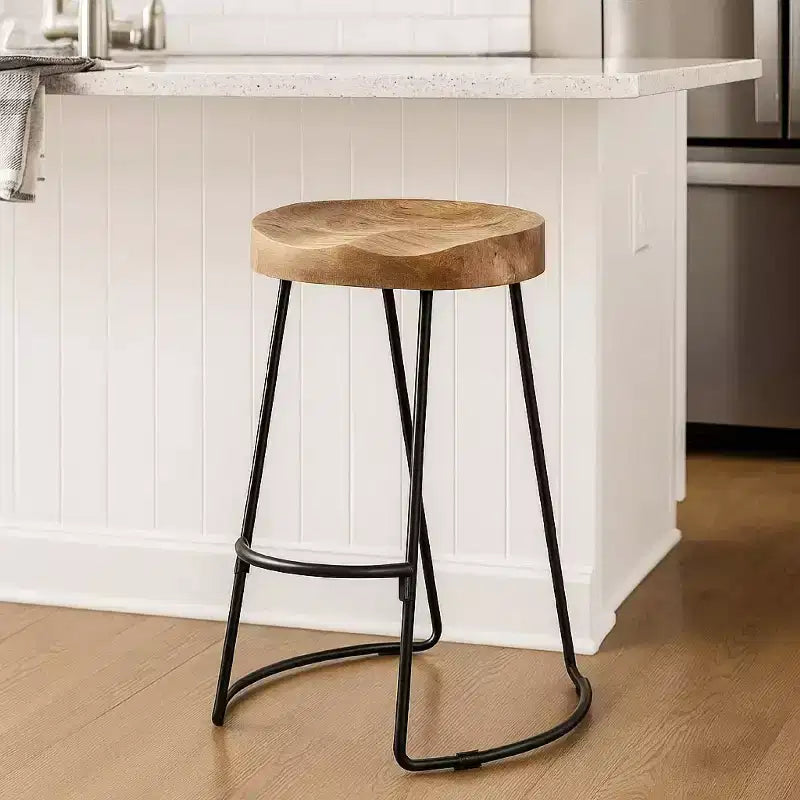 Tabouret de bar à selle en bois marron et noir - The Urban Port