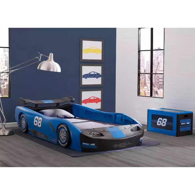 Twin Turbo Race Car Bed - Delta Children