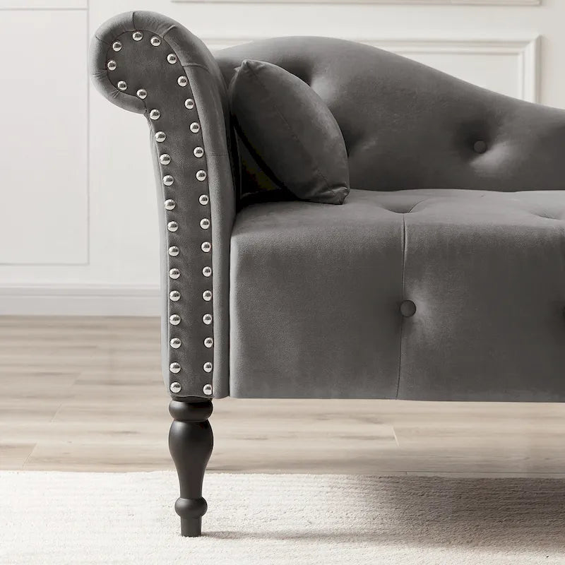Moderna Chaise Longue da 60.6" in Velluto Imbottito con Bottoni Capitonnè, Gambe in Legno Massello e Borchie