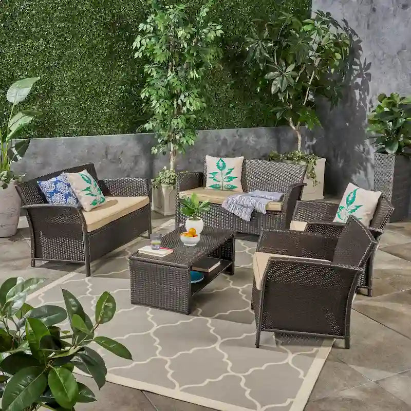 Set conversazione da esterno a 6 posti in vimini St. Lucia di Christopher Knight Home