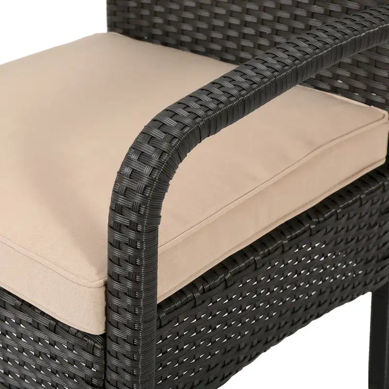 Set Conversazione da Esterno in Rattan Sintetico a 4 Pezzi Cordoba con Cuscini di Christopher Knight Home