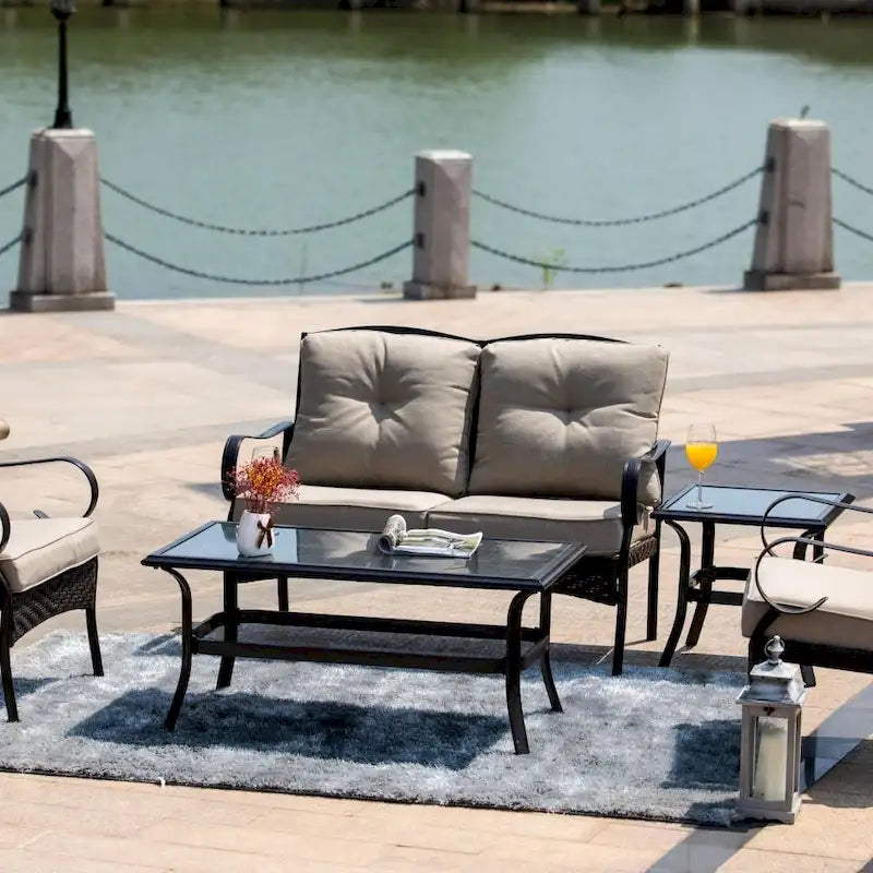 Set da salotto/divano da esterno in ferro a 4 o 5 pezzi con cuscini