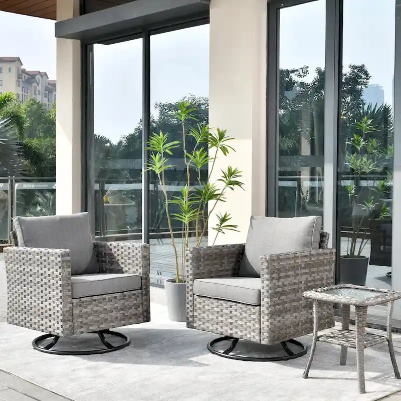 Set da 3 pezzi con sedia a dondolo girevole in vimini e tavolino OVIOS Patio