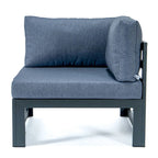 LeisureMod Chelsea Set da 4 Pezzi Sezionale da Esterno con Divanetto Nero in Alluminio con Cuscini