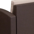 Sedia in finto rattan con cuscino per tutte le stagioni