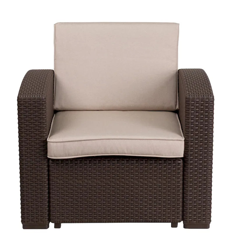 Sedia in finto rattan con cuscino per tutte le stagioni