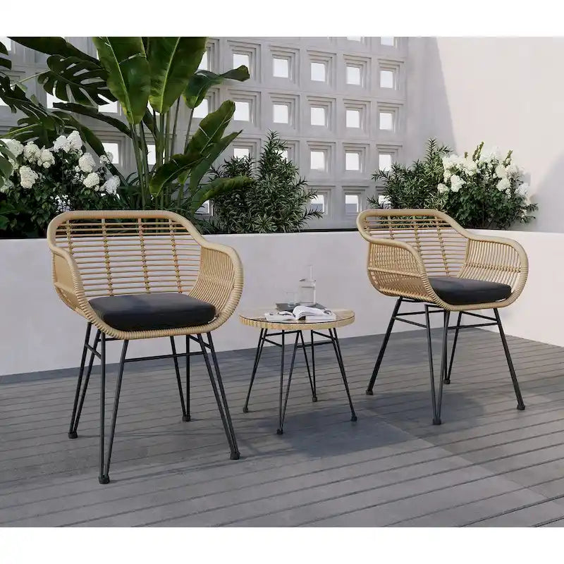 Set di 3 poltrone da conversazione in rattan da esterno con tavolo in vetro