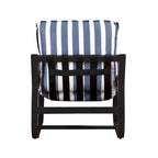Sedia a sdraio da esterno Auburn rivestita in tessuto a righe blu e bianche di Greyson Living