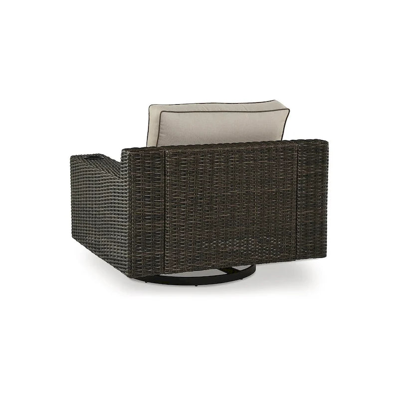 Signature Design by Ashley Coastline Bay poltrona girevole da esterno marrone con cuscino - 42.63 L x 36.25 P x 35 H