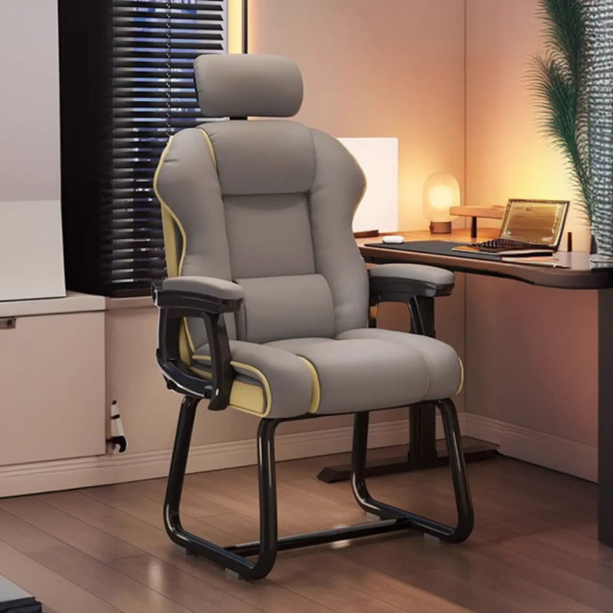 Sedia direzionale ergonomica in pelle gialla con schienale alto