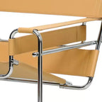 Poltrona di design moderno di metà secolo in pelle Jericho Baxton Studio, marrone chiaro: finitura cromata, piedini antigraffio, completamente assemblata